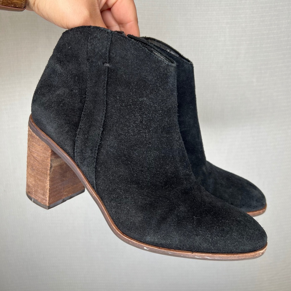Lucky Brand Womens‎ Black Suede Ankle Boots Stacked Block Heel Side Zip Size 10M